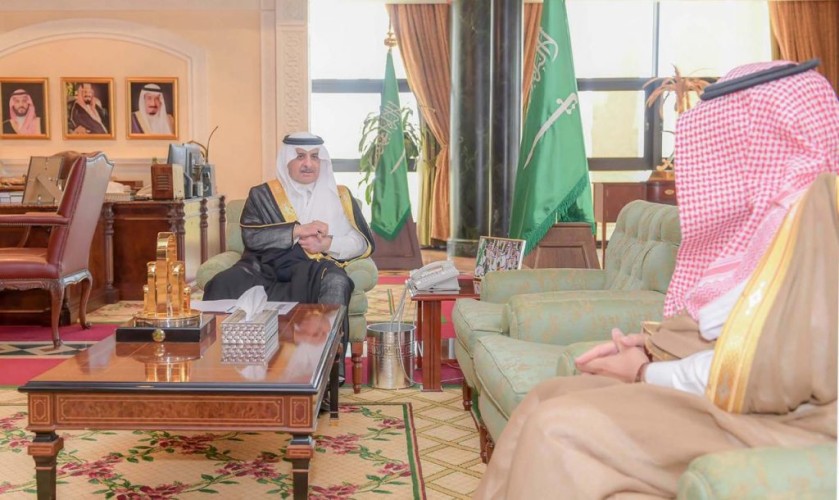 أمير منطقة تبوك يثمن جهود العاملين بفرع وزارة التجارة