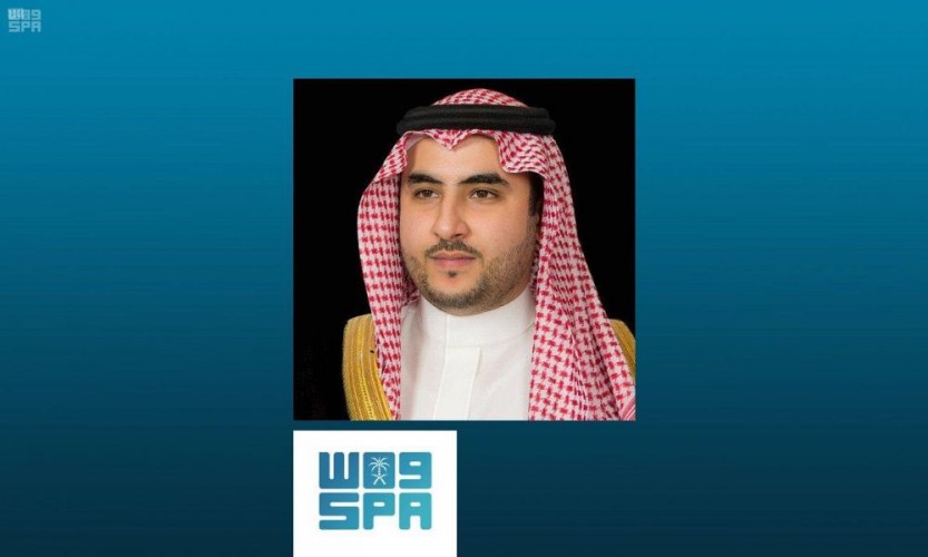 نائب وزير الدفاع يجري اتصالا هاتفياً بالقائد العام للقوات المسلحة وزير الدفاع والإنتاج الحربي بمصر