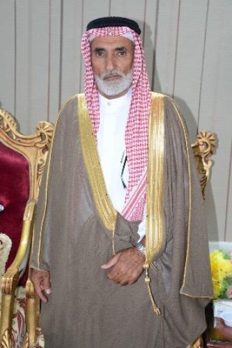 معرف قرية المحنا  الشيخ عتيق مسفر بن شويلع يرفع التهنئة للقيادة بمناسبة عيد الأضحى المبارك