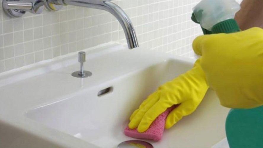 توضيح من الصحة بشأن كيفية تعقيم المنزل بعد تعافي المصاب بفيروس كورونا