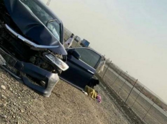 ممرضة سعودية تنقذ عائلة بعد تعرضهم لحادث مروري على طريق هجرة المدينة