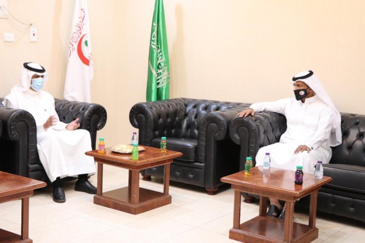 مدير عام الهلال الأحمر بتبوك يستقبل مدير عام الإدارة العامة للتدريب التقني والمهني