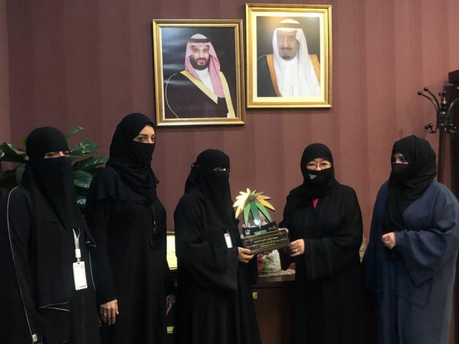 تكريم جمعية أم القرى لإنجازاتها المتميزة في التصدي لجائحة كورونا