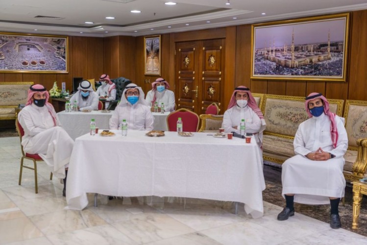 فرع الرئاسة العامة لهيئة الأمر بالمعروف بمكة يقيم دروساً ” عن بعد ” في الأمن الفكري لمنسوبيه