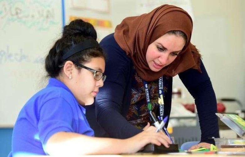 خريجة جامعة الإمام عبد الرحمن بن فيصل.. رواء.. سعودية تنال رخصة التعليم الخاص من وزارة التعليم الأمريكية