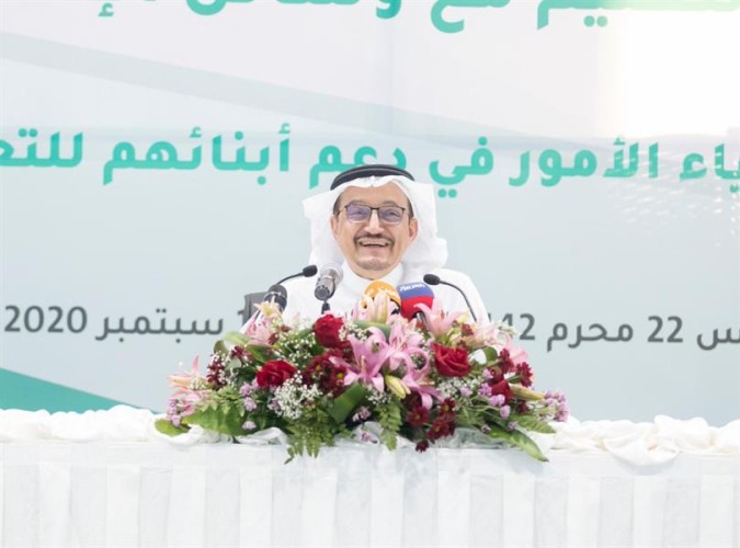 بالفيديو .. آل الشيخ: تكاتف جهود كل من المعلمين والمعلمات وفريق التطوير ساهم في نجاح فكرة التعليم عن بعد