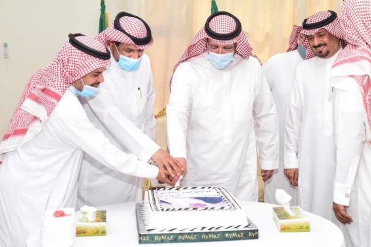 أمين حفر الباطن يفتتح مبنى بلدية غرب الحفر