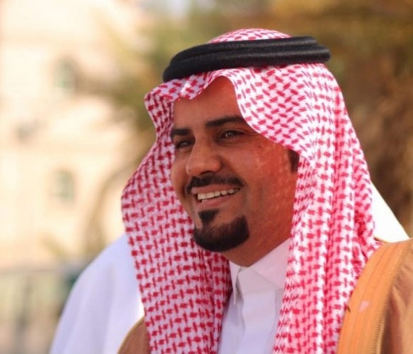 كليات اللغات تُصدر .. مجلة إضاءات وطن