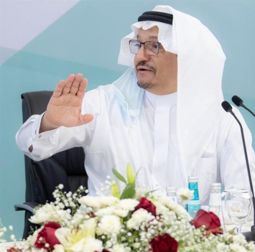 آل الشيخ .. صعوبات منصة “مدرستي” في طريقها للحل .. والوزارة واجهت تحديات كبيرة