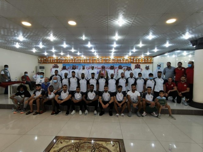 الساحل يحتفل بأبطال الصعود للدرجة الأولى.. وحضور مميز من اعضاء الشرف و منسوبي النادي