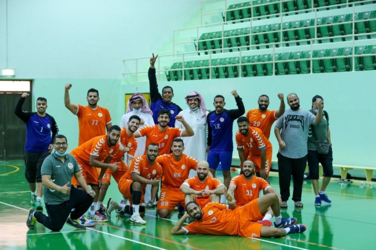 قبضة الزلفي تحقق لقب الأولى وتصعد للممتاز