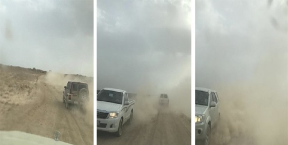 أهالي قرية أم شعار بـ”الحائط” يطالبون الجهات المعنية بإنهاء معاناتهم بسبب الطريق الرابط بمحافظة خيبر