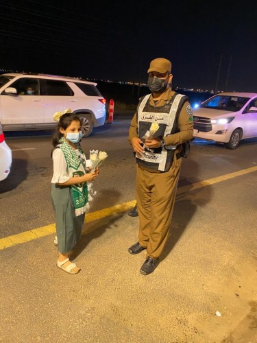 “مكتب تعليم صامطة” ينفذ 18 مبادرة في ذكرى اليوم الوطني الـ 90