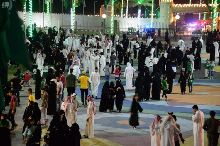 غضب عارم من مواطنون بسبب تخفيضات وهمية واستغلال رقم 90