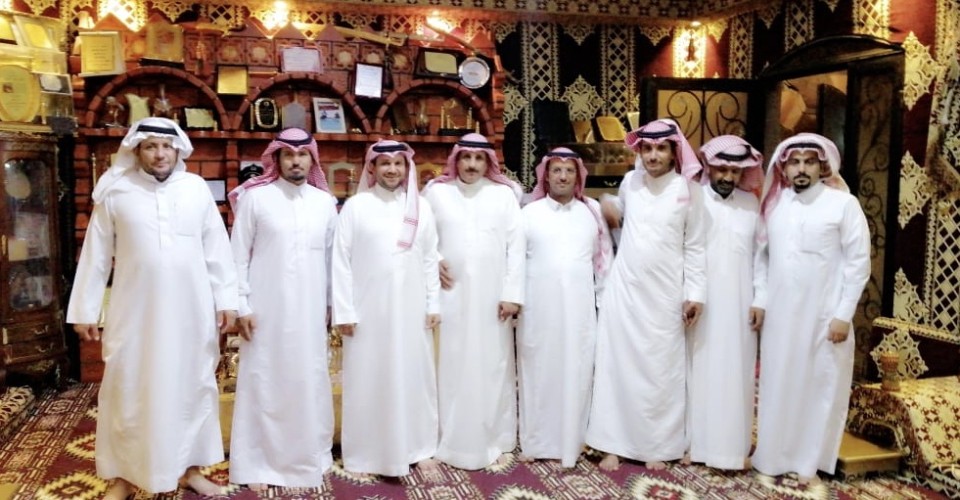 المالكي في ضيافة الشاعر والفارس فوزي بن مربح في ديوانه الخاص.