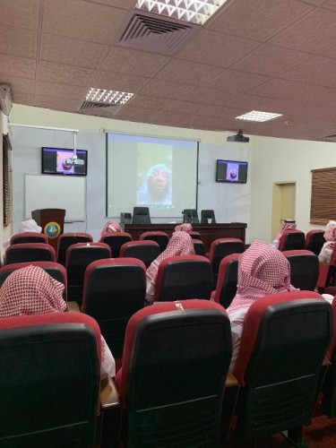 لقاءٌ علميٌ بفرع هيئة الجوف عن دور الهيئة في الأمن الفكري