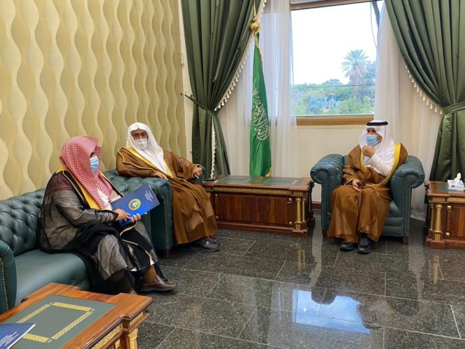 هيئة الأمر بالمعروف بمحافظة الطائف تباشر برامجها و فعالياتها لحملة ” الصلاة نور ” ميدانياً