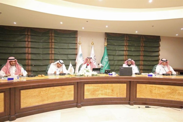 لدعم جهود المعلم والطالب .. النيابة العامة : توفير الحماية الجنائية لمنصات التعليم عن بُعد