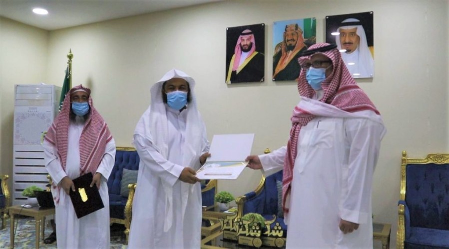 محافظ صبيا يفتتح المقرأة الإلكترونية لجمعية تحفيظ القرآن الكريم بالمحافظة