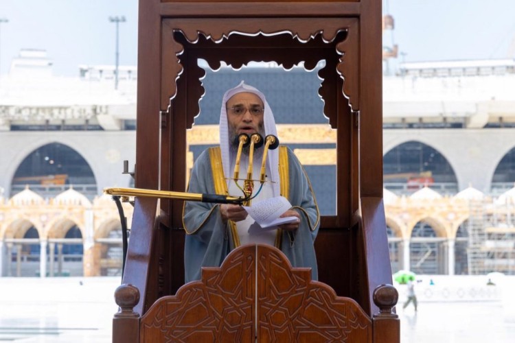 الشيخ “فيصل غزاوي” : ديننا حرص على الرفق بالحيوان وذلك قبل نشوء المؤسسات التي تهتم بها وتأمُّلها من أجل العبادات