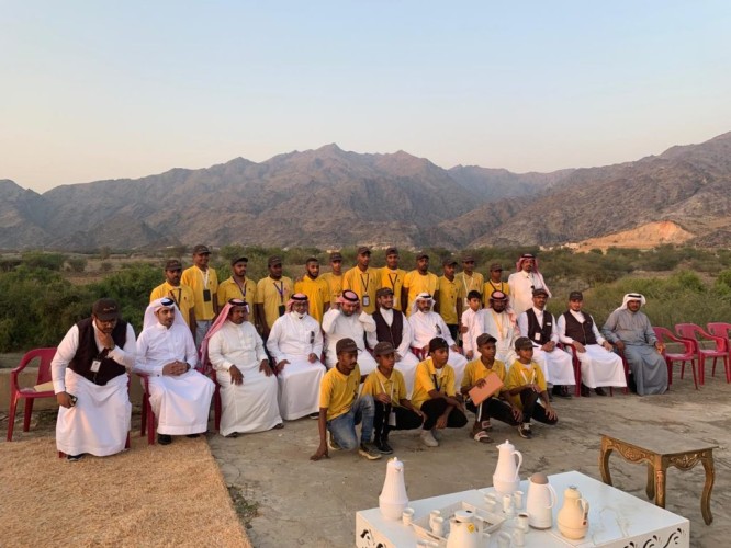 بعد تبرع بمزرعته لتكون مكانا لمبادرة “نأكل ما نزرع” .. مدير عام فرع وزارة البيئة بعسير يزور مزرعة المواطن زاهر الدارسي