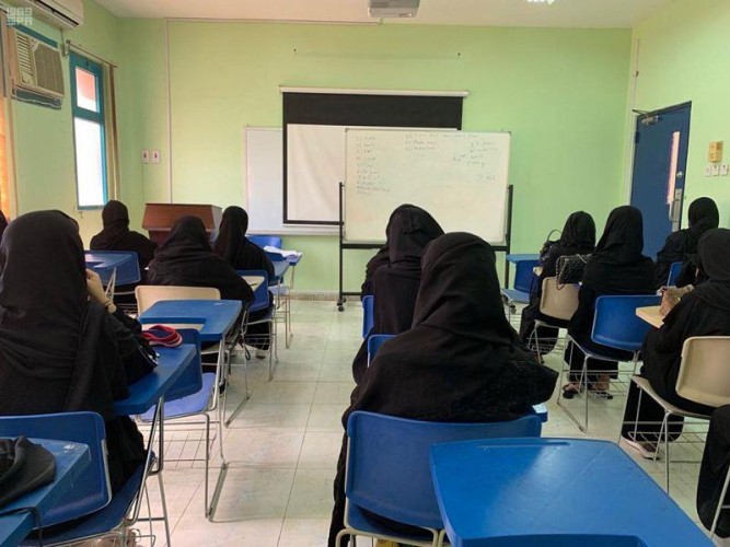 توجيه عاجل من مدير التعليم بحائل بتشكيل لجنة للتحقيق في تسريب بيانات خاصة بالمعلمات‬