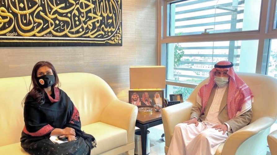 سفير المملكة لدى الأردن يلتقي سفيرة بنغلاديش لدى الأردن