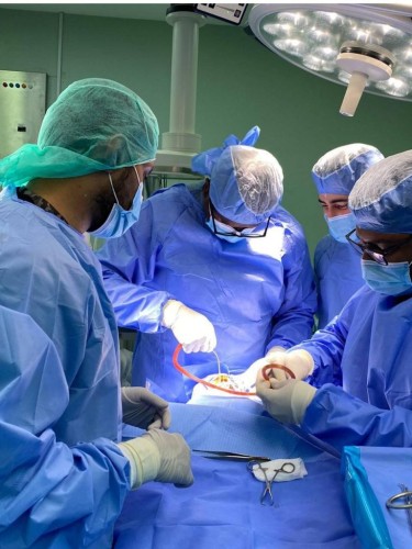 بمشاركة ثلاثة فرق طبية إصلاح ” سقف الحلق المشقوق ” لطفل في عامه الأول بحفر الباطن