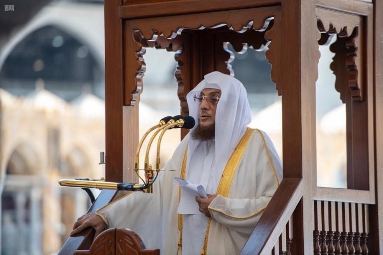 بالفيديو والصور: خطبتا الجمعة بالمسجد الحرام والمسجد النبوي الشريف