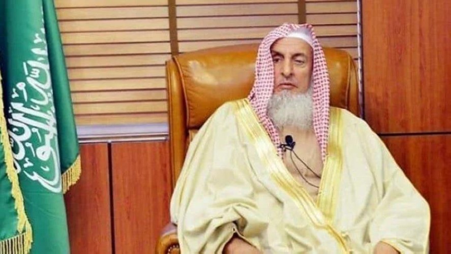 “بمناسبة ذكرى البيعة” مفتي عام المملكة : عهد خادم الحرمين الشريفين عهد عز وتمكين واقتصاد زاهر وتلاحم بين أفراد هذا الشعب وبين ولاة أمره
