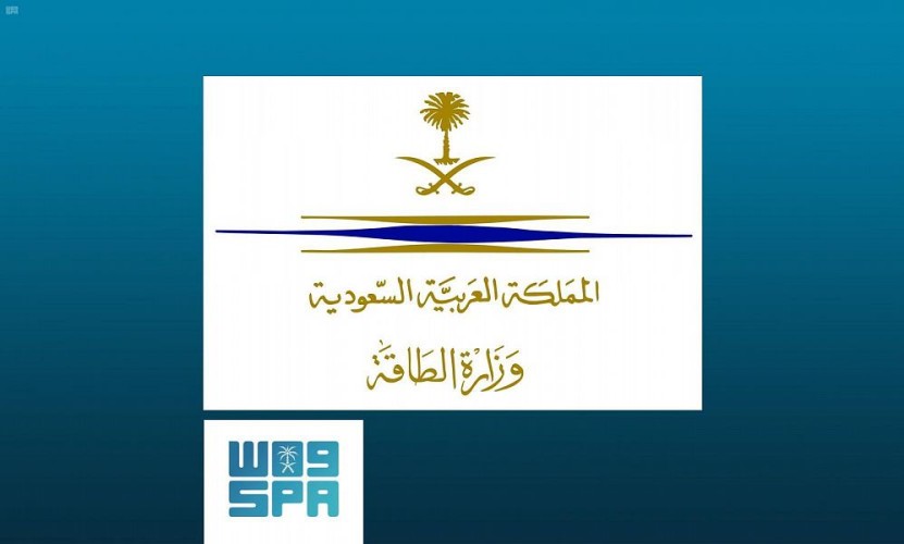 مصدر مسؤول في وزارة الطاقة : نشوب حريق في خزان للوقود في محطة توزيع المنتجات البترولية في شمال جدة نتيجة اعتداء إرھابي بمقذوف