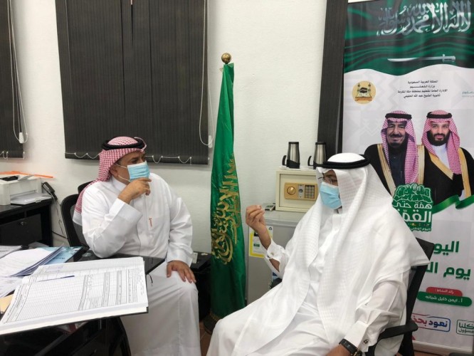 الزائدي لقادة ومعلمي تعليم مكة  : نفخر بما تقدمونه وتبذلونه لأبنائكم عبر المنصات التعليمية وجهودكم محل تقدير