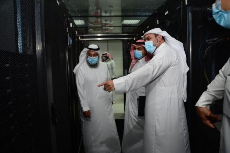 مستشار الأمانة العامة لصندوق التعليم العالي الجامعي يزور جامعة الإمام عبد الرحمن بن فيصل