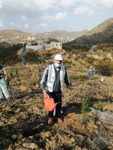 وزارة البيئة والمياه والزراعة تبدأ اعادة تأهيل مواقع الغابات التي تعرضت للحرائق مؤخرا