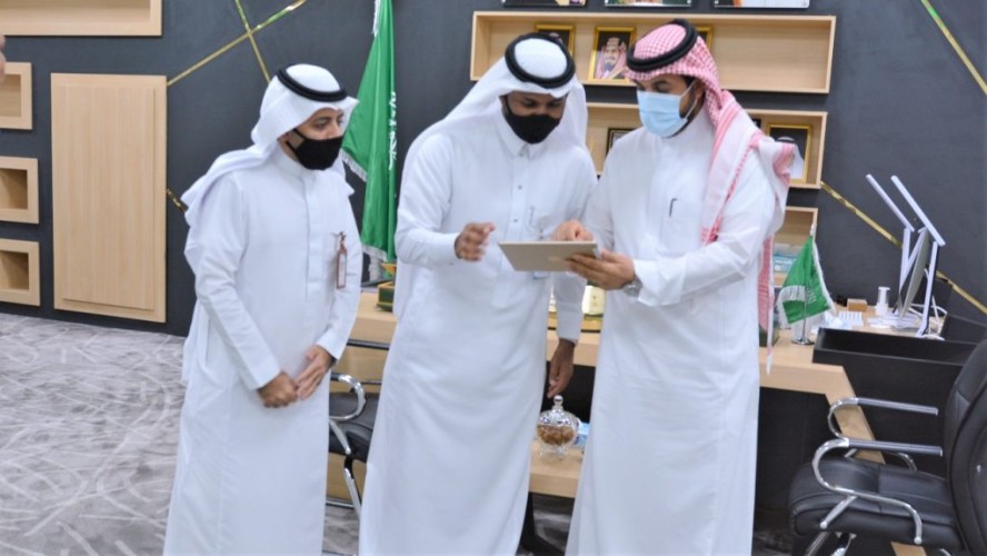 مدير عام صحة جازان يدشن مبادرة ” ساعة آمنة”