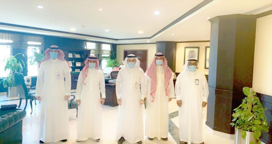 امين امانة الاحساء يستقبل مجلس ادارة رابطة فرق الاحياء بالاحساء