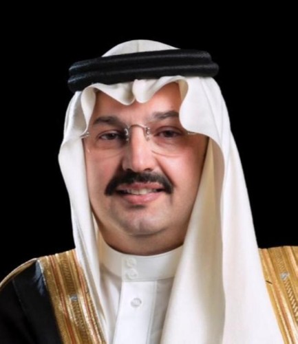 أمير عسير يطلع على مراحل مشاريع النقل والكهرباء.. ويناقش «المتعثرة»