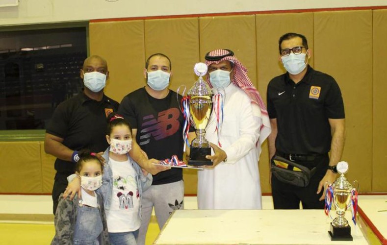 مركز مكة يتوج بكأس المصارعة الرومانية للشباب