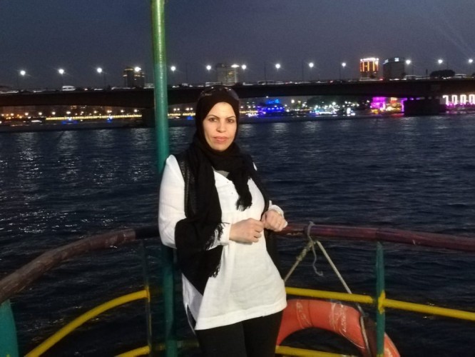 عنصريه أم سوء أخلاق يجتاح مُحبي الملاعب