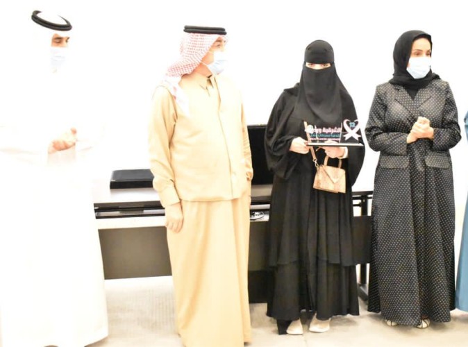 متطوعو الشرقية يتبرعون بـ 300 ألف ريال لمكافحة السرطان