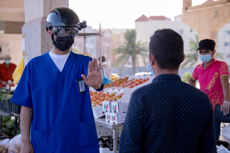 أمانة الشرقية تنفذ أكثر من 170 ألف جولة رقابية وتحرر أكثر من 3800 مخالفة، وتعقم أكثر من 212 ألف موقع وترفع أكثر من مليون طن نفايات منذ بداية جائحة كورونا