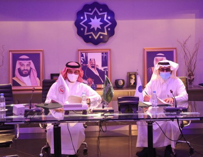 الهلال الأحمر ومدينة الأمير سلطان للخدمات لإنسانيةيوقعان اتفاقية مذكرة تعاون