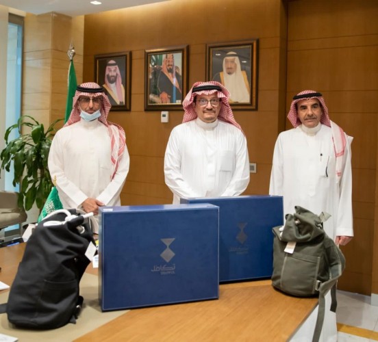 9838 طالب وطالبة في مدارس قرى تعليم تبوك يستفيدون من مبادرة “هدية الشتاء”