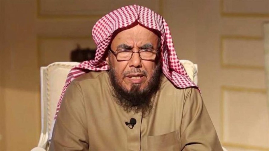 حكم جواز صرف الزكاة على أقساط شهرية بدلاً من دفعة واحدة .. المطلق يجيب! – فيديو