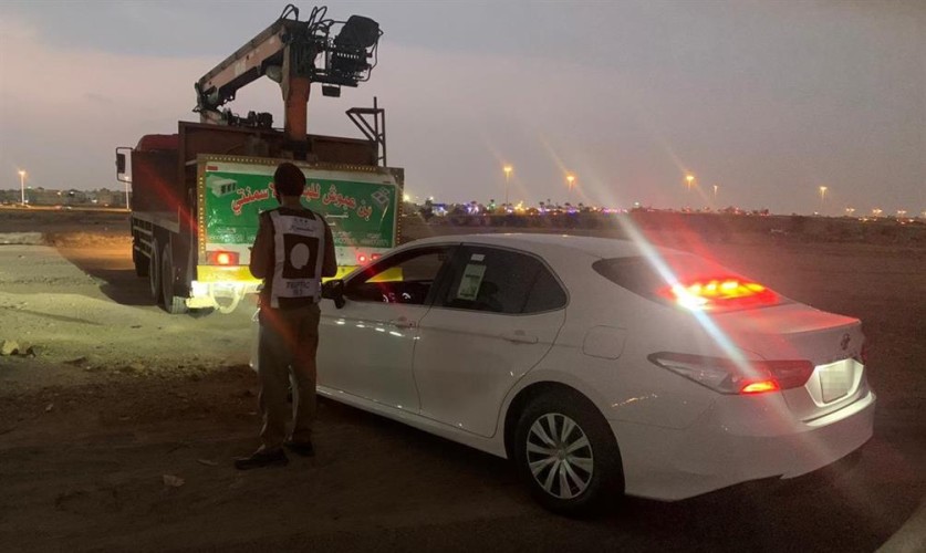 المرور: القبض على قائد شاحنة مخصصة لـ”ترحيل البلوك الأسمنتي” بعد قيادته بتهور في الطائف