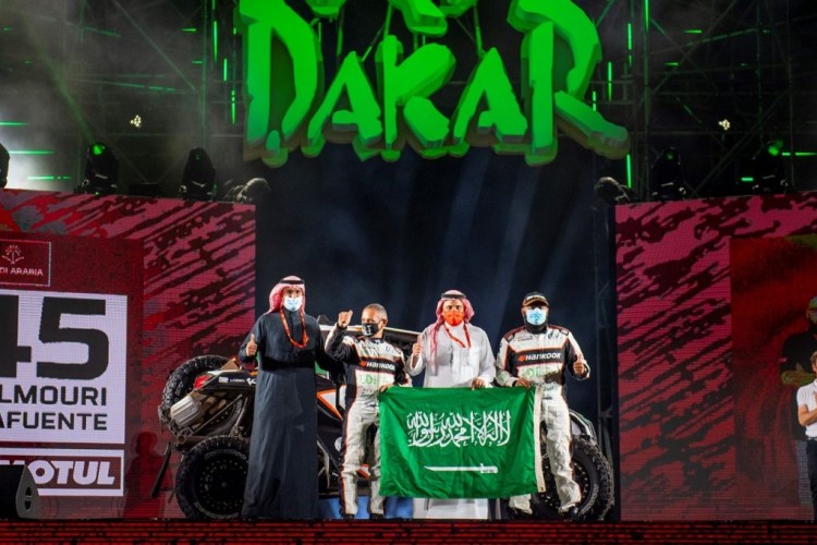 البطل السعودي سعيد الموري يقود فريق هنكوك عبر مشاركتهم الافتتاحية في رالي داكار 2021