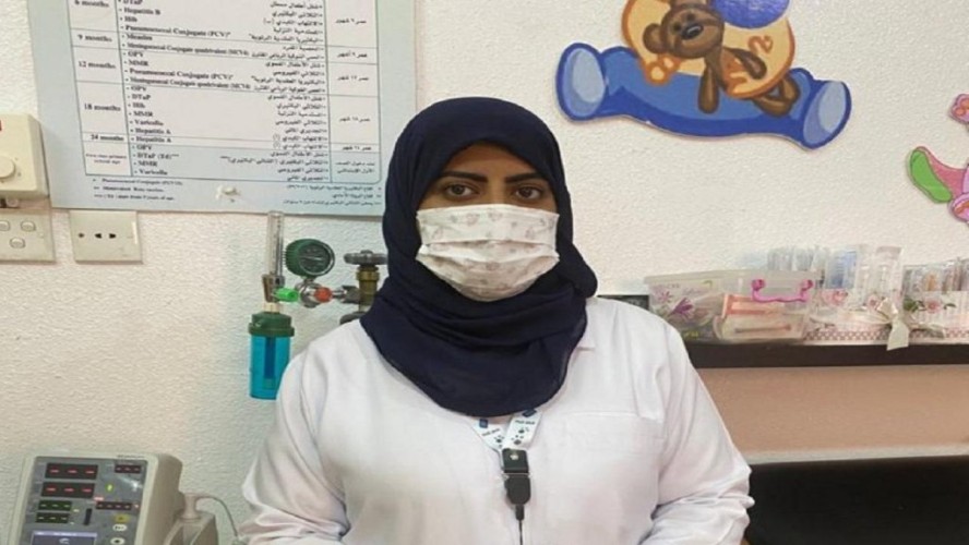 ممرضة سعودية تنقذ طفلتين من الغرق على شاطئ محافظة بيش عن طريق سناب شات