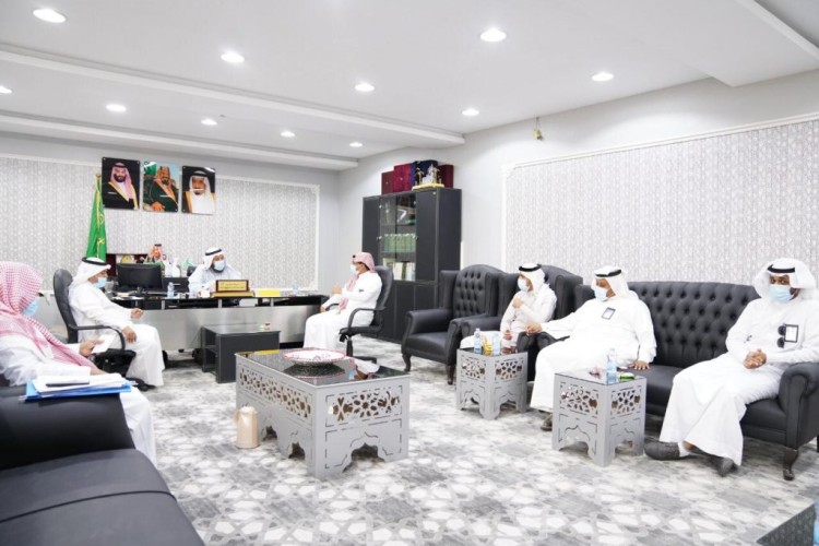 لمتابعة التشغيل والصيانة .. مدير المشاريع بتعليم صبيا يزور مكتبي تعليم صبيا للبنين والبنات