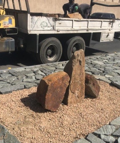 أول رد من أمانة عسير على صور “شواهد القبور” المثيرة للجدل في أبها