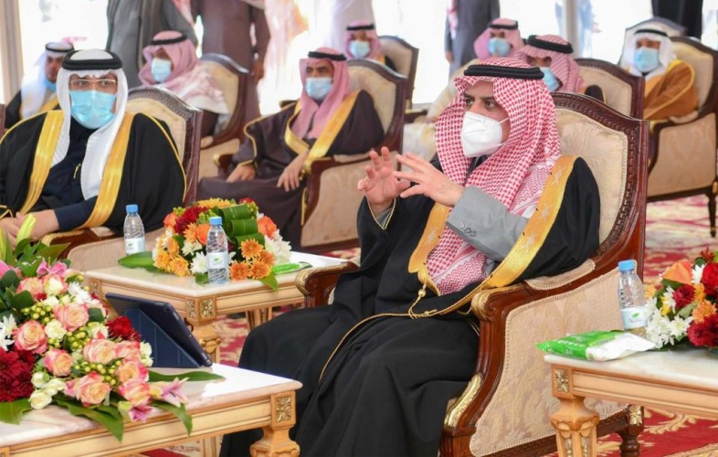 بالصور .. أمير منطقة تبوك يدشن ويضع حجر الأساس لـ”مشاريع تنموية” بتيماء قارب إجمالي تكلقتها 700 مليون ريال